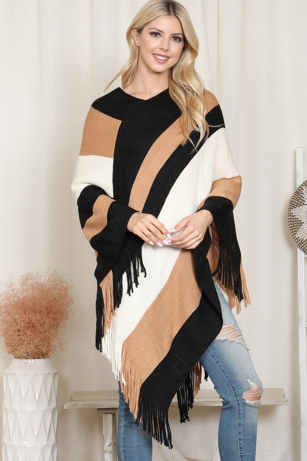 Hdf2099 - Color Block Fringe Poncho - Collumn