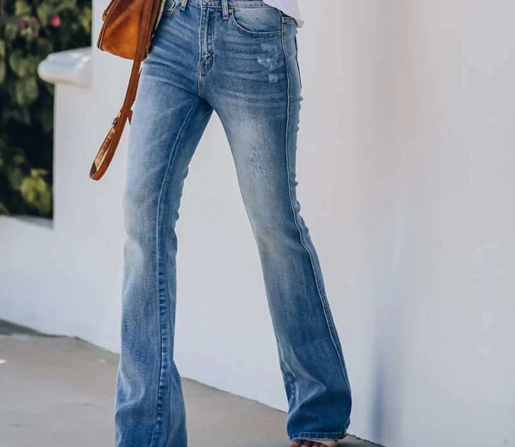 High-waisted stretch bootcut jeans