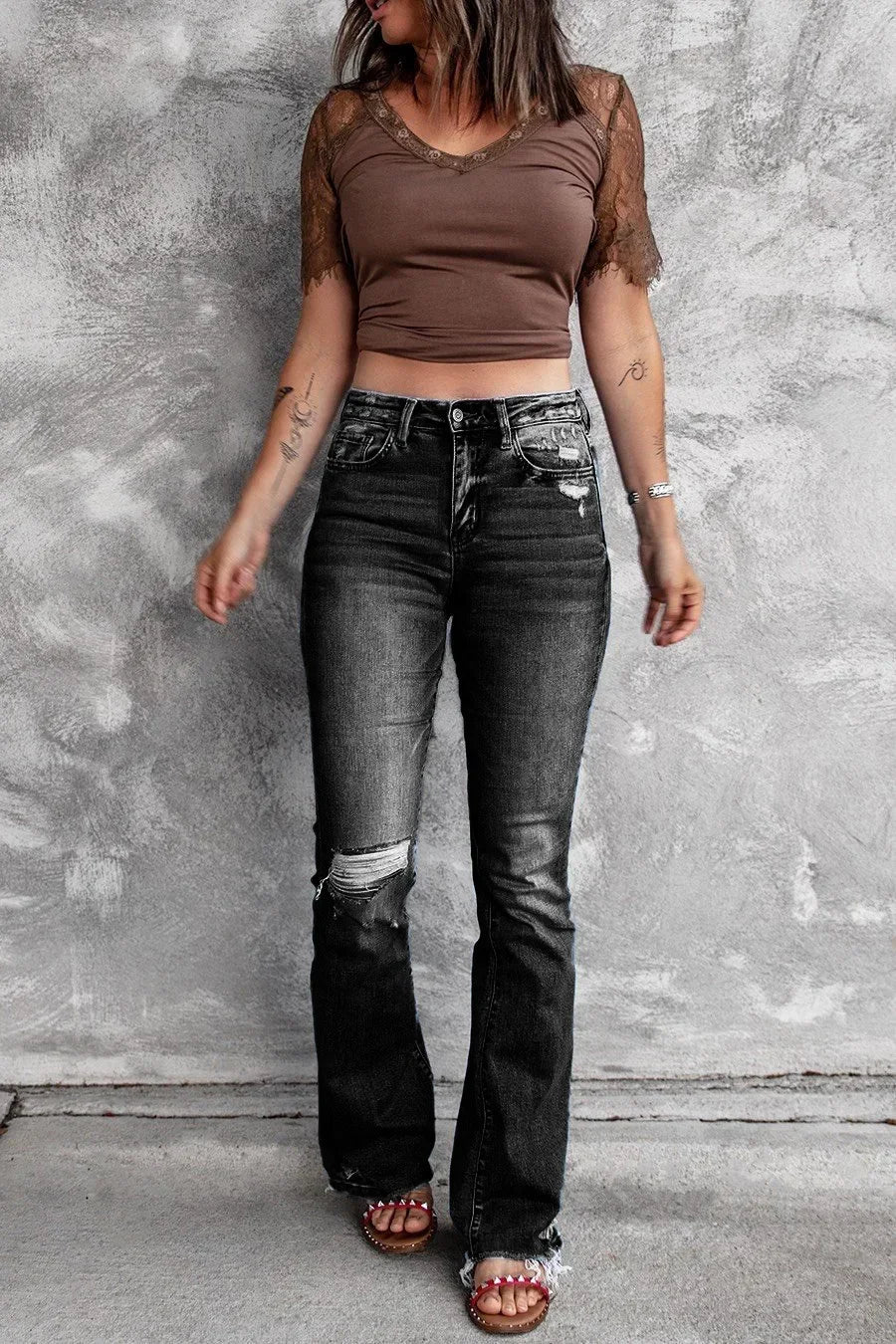 Women’s High-Waist Bootcut Jeans – Slim Flare Denim with Pockets, Zipper Fly & Distressed Details