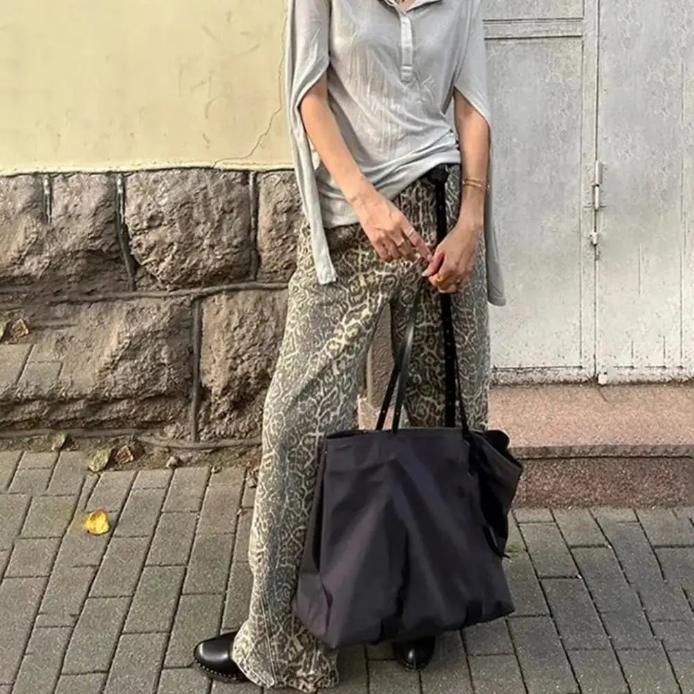 Leopard Print Jeans for Women and Men – Oversize Wide Leg Denim Pants with Pockets – Loose Fit High Street Trousers, Trendy Streetwear Style