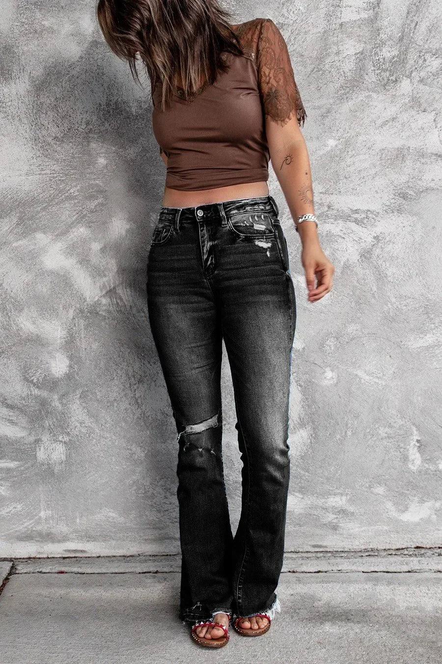 Women’s High-Waist Bootcut Jeans – Slim Flare Denim with Pockets, Zipper Fly & Distressed Details